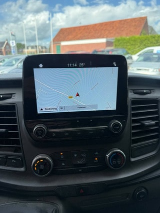 Thumbnail Mobil 7