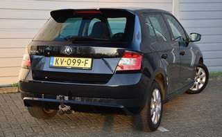 Thumbnail Mobil 10