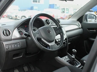 Thumbnail Mobil 5