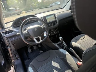 Thumbnail Mobil 8