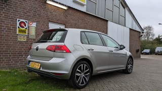 Thumbnail Mobil 4