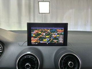 Thumbnail Mobil 9