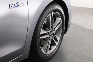 Thumbnail Mobil 10