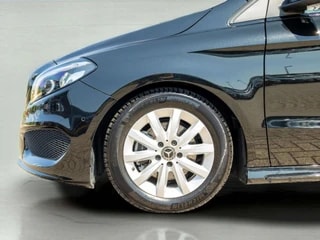 Thumbnail Mobil 7
