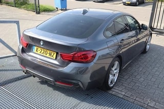 Thumbnail Mobil 10