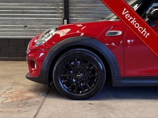 Thumbnail Mobil 8