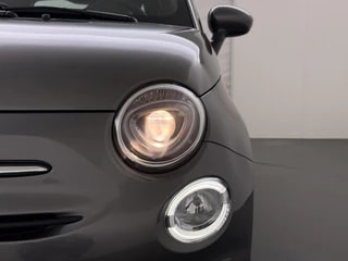 Thumbnail Mobil 10