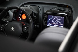 Thumbnail Mobil 4