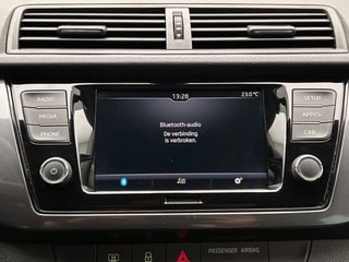 Thumbnail Mobil 8
