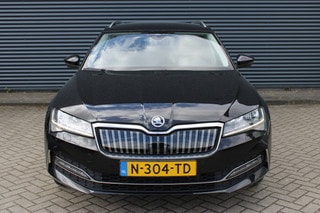 Thumbnail Mobil 8