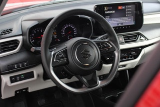 Thumbnail Mobil 4