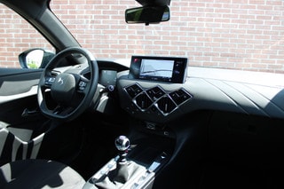 Thumbnail Mobil 4