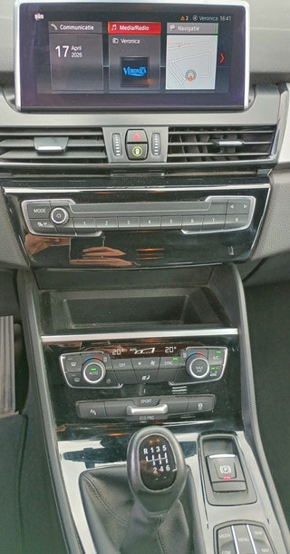 Thumbnail Mobil 6
