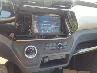Thumbnail Mobil 8