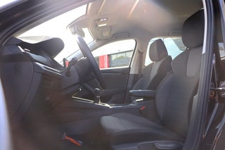 Thumbnail Mobil 10