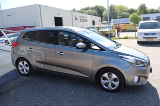 Thumbnail Mobil 6