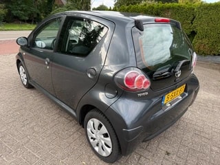 Thumbnail Mobil 5