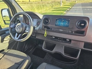 Thumbnail Mobil 8