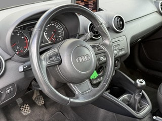 Thumbnail Mobil 6