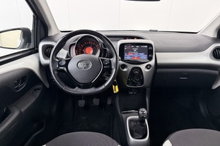 Thumbnail Mobil 8
