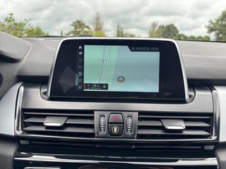 Thumbnail Mobil 8