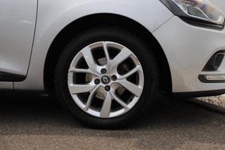 Thumbnail Mobil 5