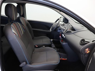 Thumbnail Mobil 4