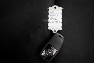 Thumbnail Mobil 6