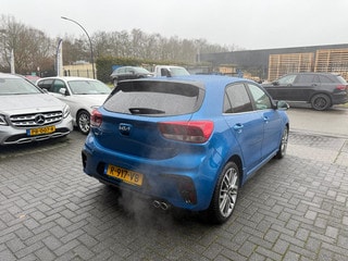 Thumbnail Mobil 6