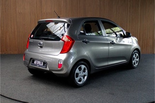 Thumbnail Mobil 6