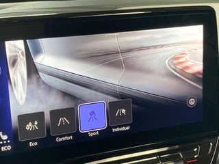 Thumbnail Mobil 10