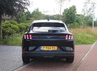 Thumbnail Mobil 9