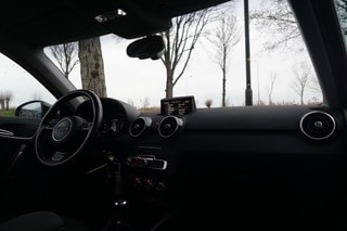 Thumbnail Mobil 9
