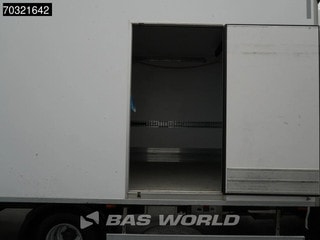 Thumbnail Mobil 10