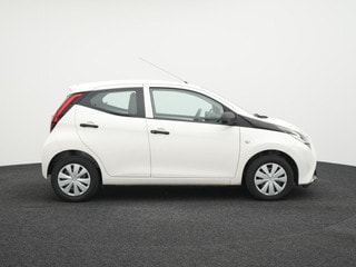 Thumbnail Mobil 6