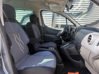 Thumbnail Mobil 6