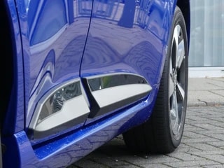 Thumbnail Mobil 9