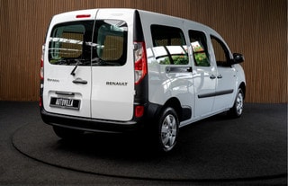 Thumbnail Mobil 6