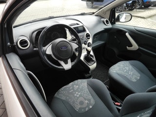 Thumbnail Mobil 7