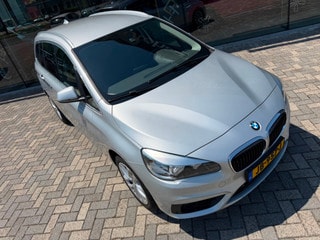 Thumbnail Mobil 10