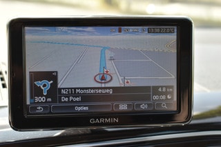 Thumbnail Mobil 6