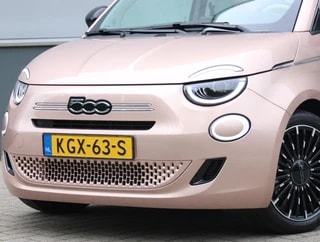 Thumbnail Mobil 6
