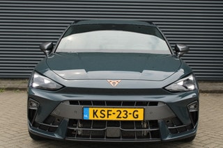 Thumbnail Mobil 8