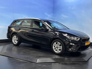 Thumbnail Mobil 10