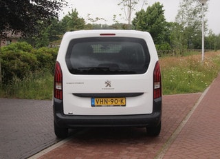 Thumbnail Mobil 9