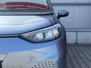 Thumbnail Mobil 9