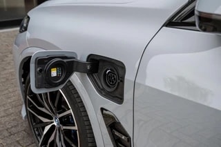 Thumbnail Mobil 10