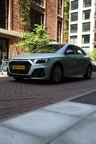 Thumbnail Mobil 1