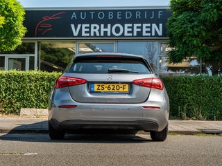 Thumbnail Mobil 8