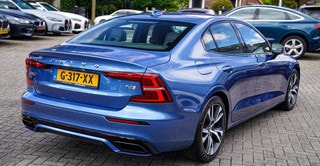 Thumbnail Mobil 10